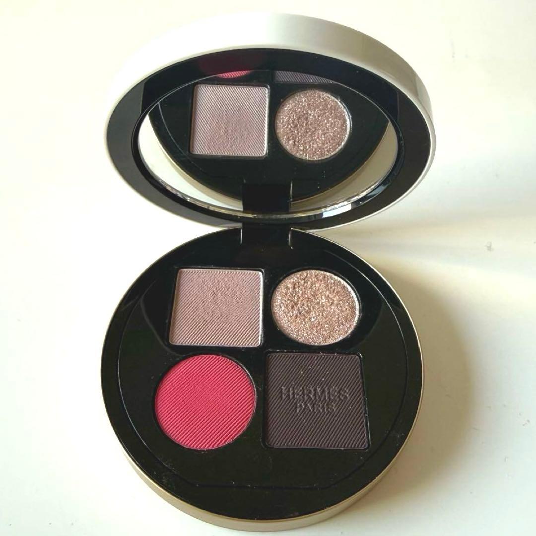 エルメス　オンブル ドゥ エルメス アイシャドウ パレット クワテュール 01