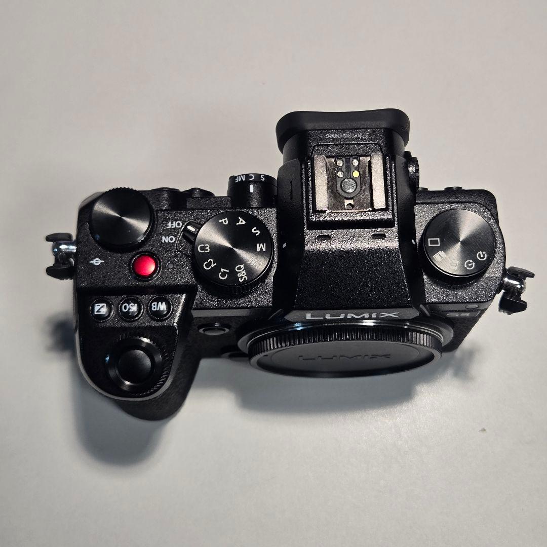 Panasonic LUMIX S5 & SmallRigケージ付き