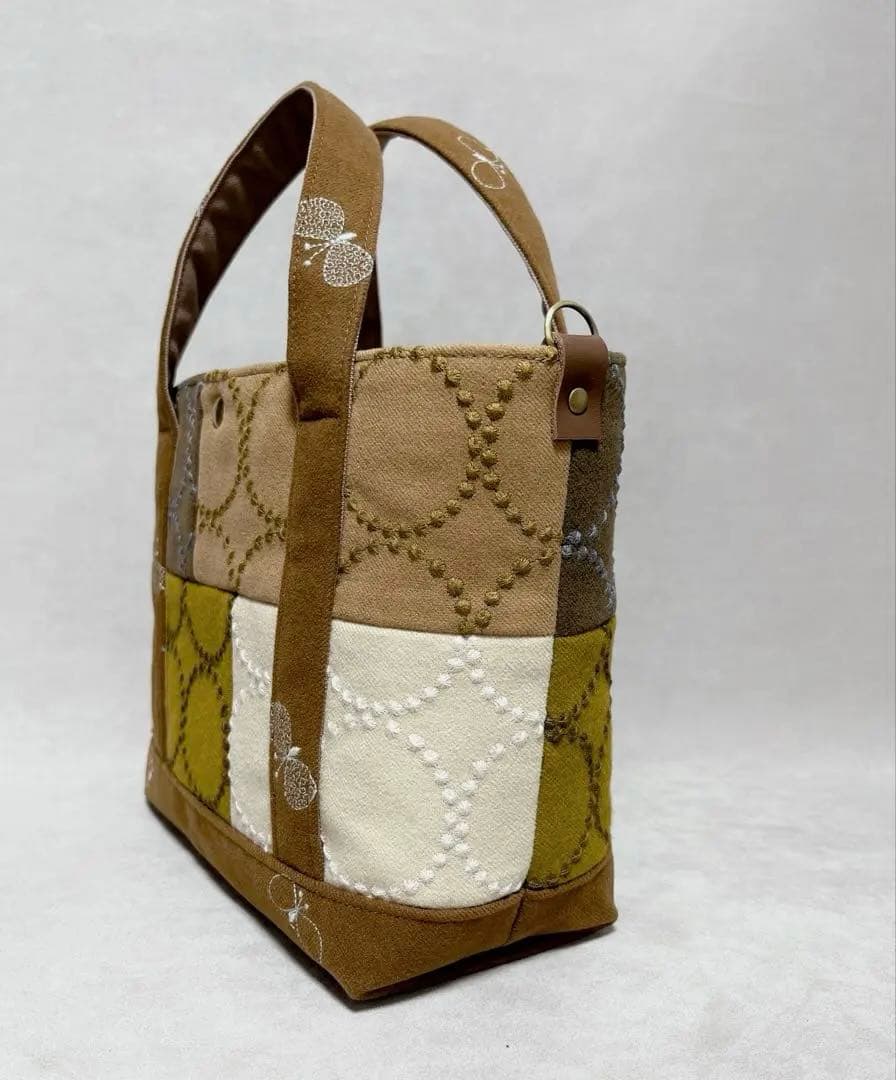 ハンドメイド　ミナペルホネン　dop tambourineピーストート⑅︎◡̈︎*