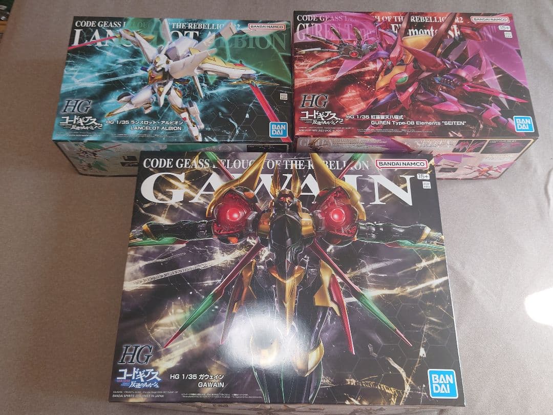 ☆値下げ☆ コードギアス HG 3体セット ランスロット 紅蓮 ガウェイン