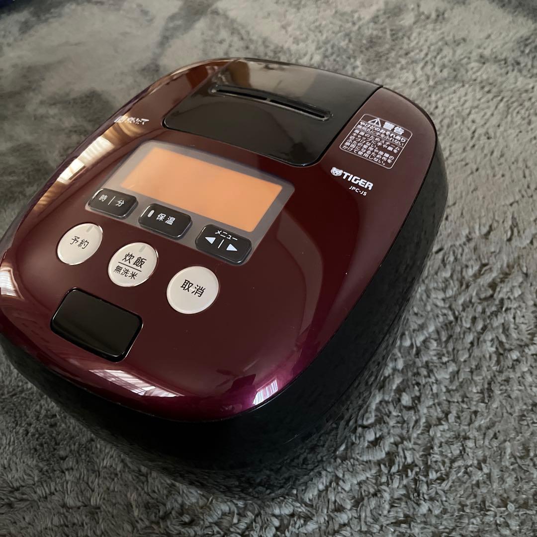 【ピンクの猫 】TIGER JPC-JS炊飯器 IH加熱2017年製