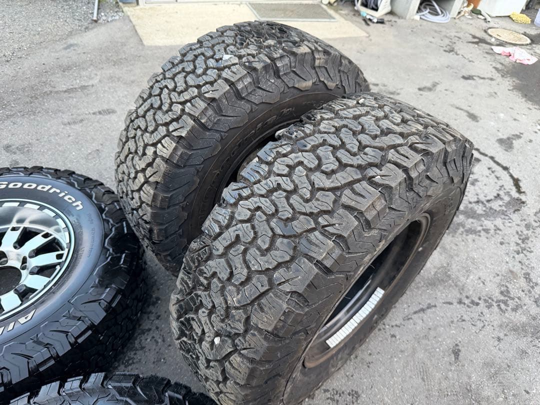 ランクル用タイヤホイール 4本セット LT265/75R16 8J 2022年