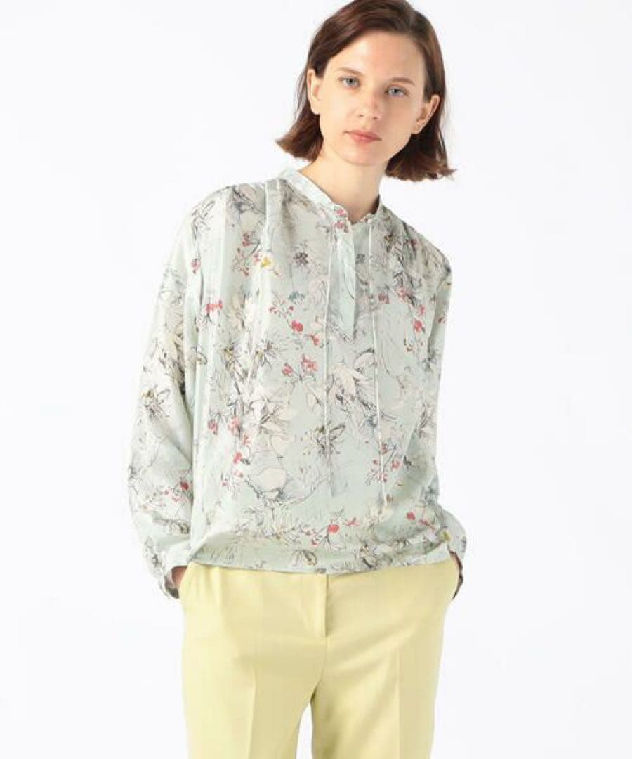 tomorrowland フラワープリント ショルダータックブラウス　シルク