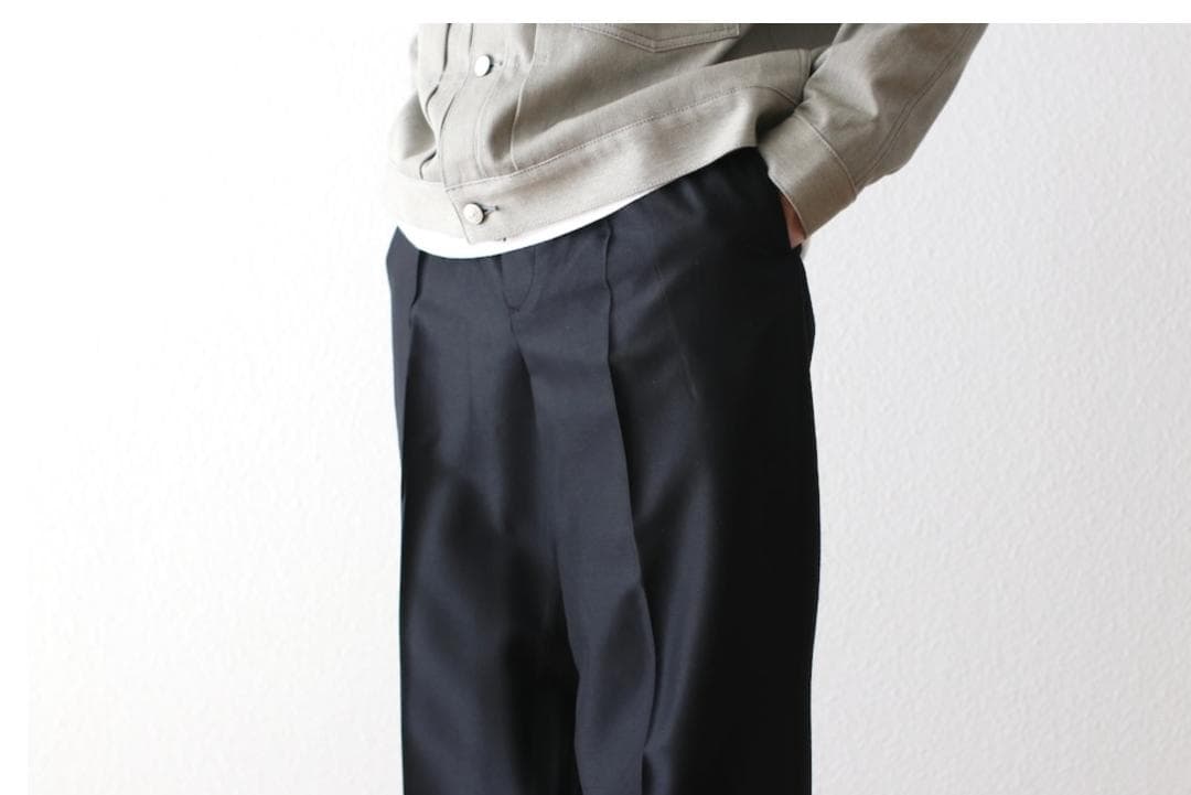 SEVEN BY SEVEN タックトラウザーズ（スラックス）新品未使用