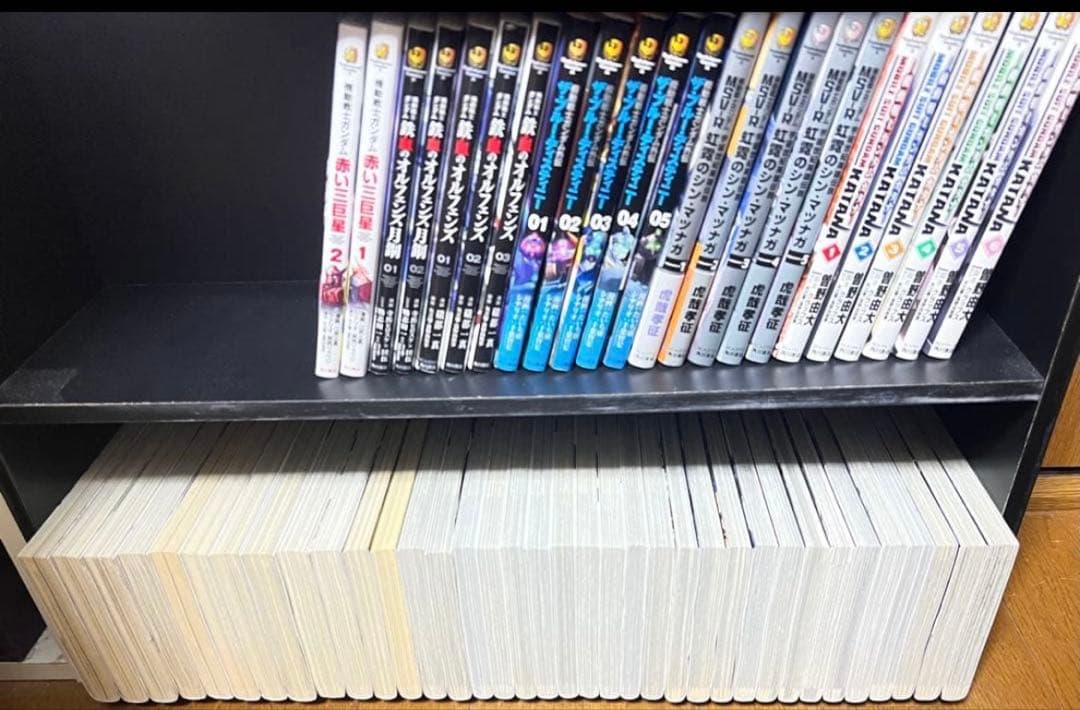 機動戦士ガンダムシリーズ　漫画　95冊まとめ売り