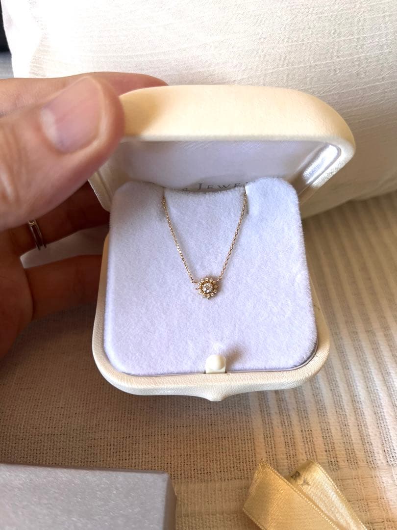 STAR JEWELRY SUNBURST K18YG/Pt950ダイヤモンド