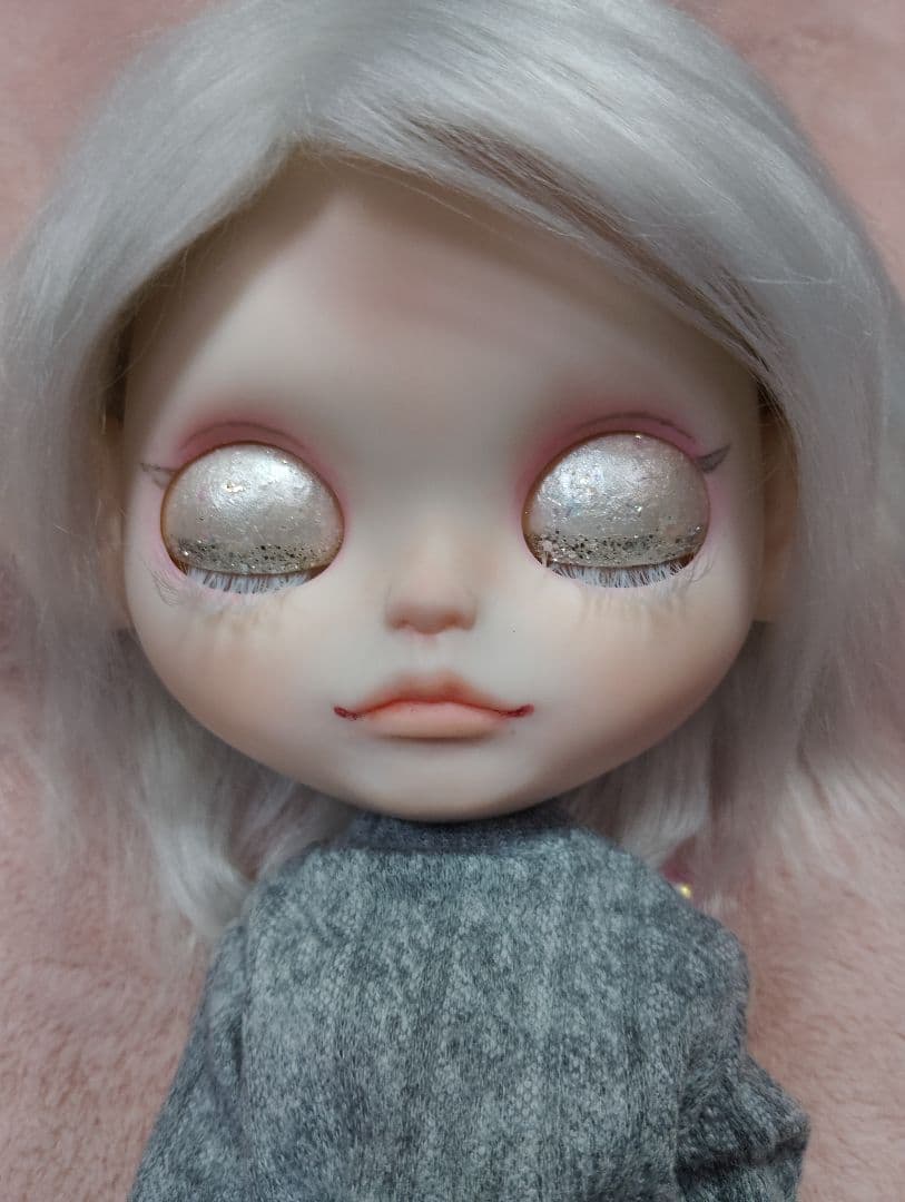 カスタムアイシードール シルバーヘアの男の子 アウトフィット付き