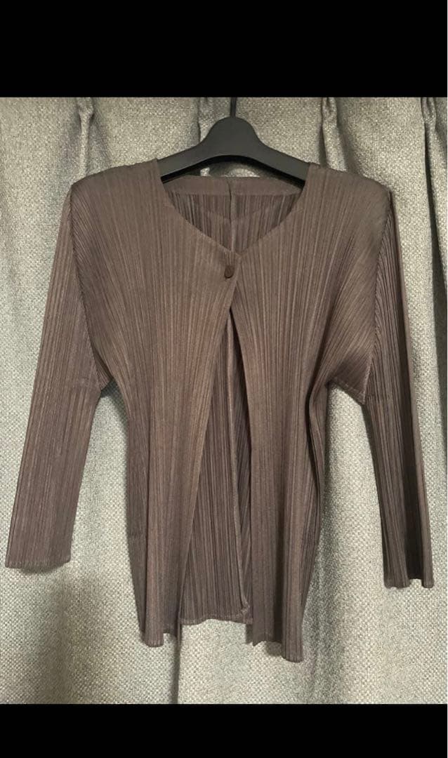 プリーツプリーズ　イッセイミヤケ PLEATS PLEASEカーディガン