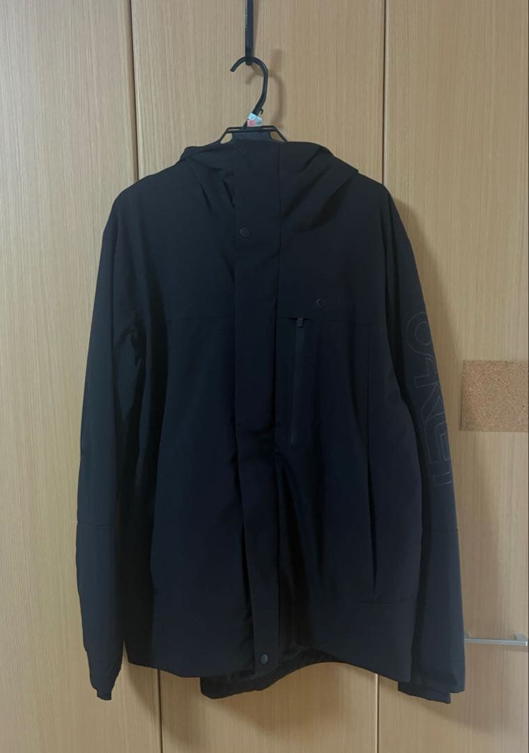 OAKLEY フード付き　スノボウェア