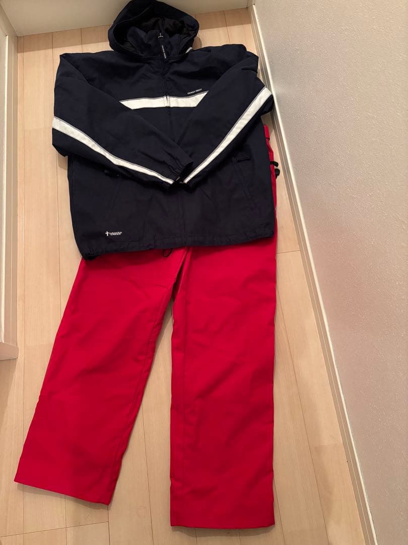 GRAVER CREEK スノボウェア上下セット　スキーウェア　Ｌサイズ