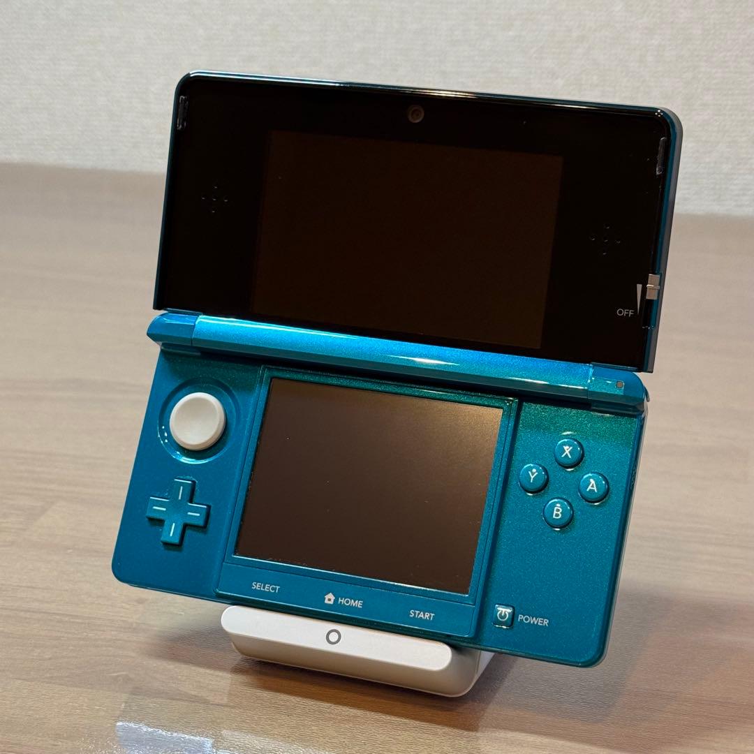 4-174 ニンテンドー3DS アクアブルー 箱付き