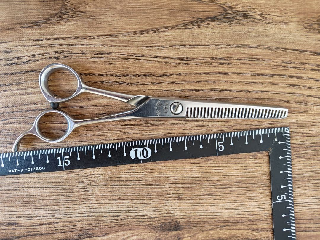 理容　ハサミ　O・K　セニング鋏　30目①〈中古品〉別メーカー箱あり