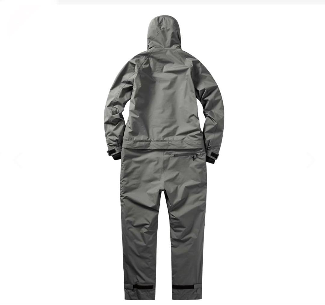 ワークマン　イナレム　防水つなぎ