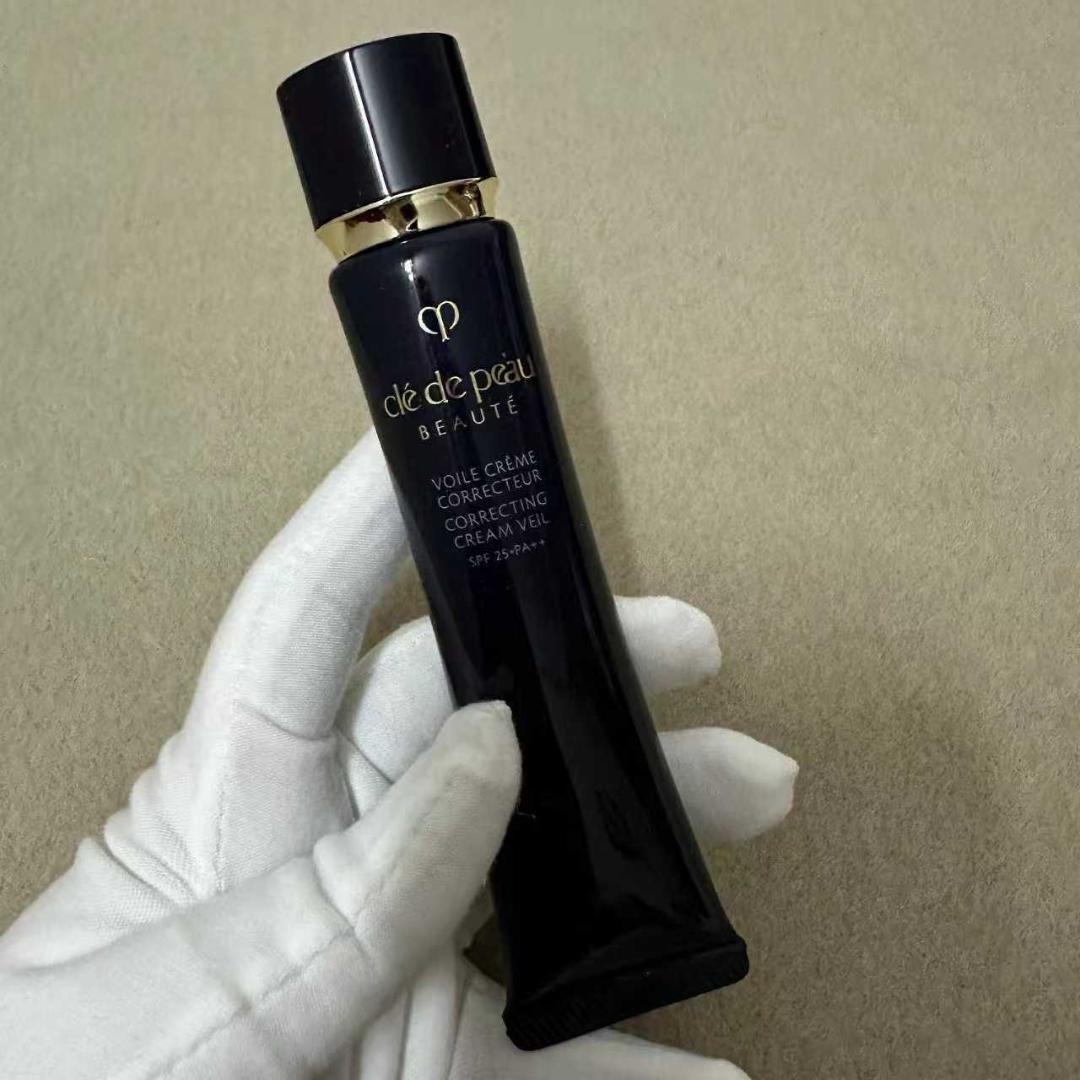 2本新品未開封 クレ・ド・ポーボーテ ヴォワールコレクチュールn 40gA2