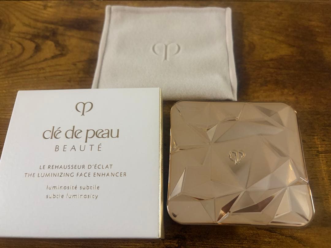 クレドポーボーテ ルレオスールデクラ 17フェイスカラーハイライト