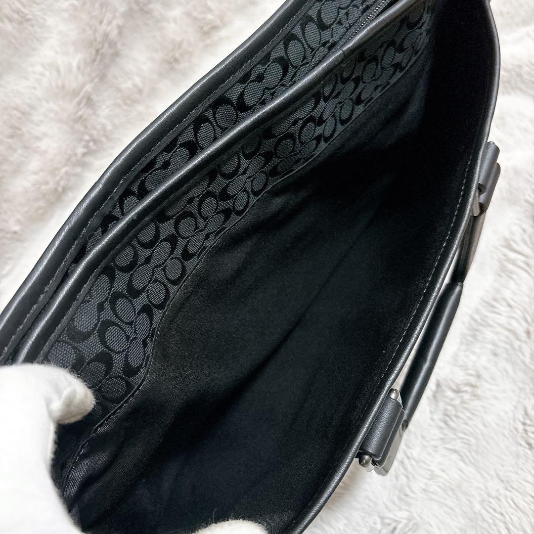 【美品】Couch ビジネスバッグ ブリーフケース キャンバス シグネチャー 黒