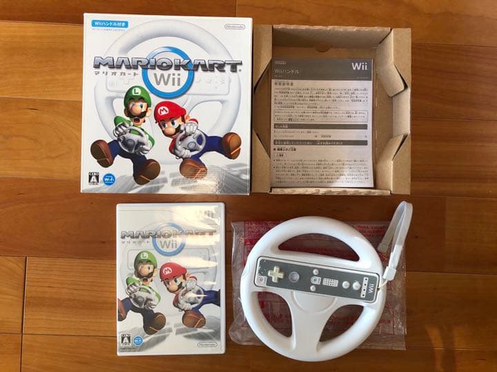 Wii本体・マリオカート本体+リモコン・Wii ソフト2個