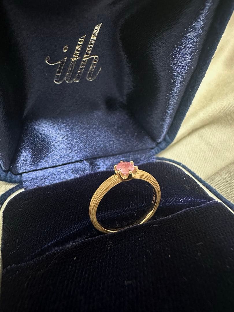 ithピンクストーン ゴールドリング