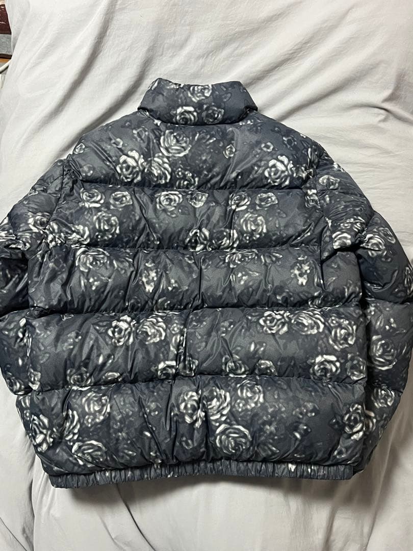 【大幅値下げ】希少thisisneverthat 花柄ダウンジャケット L