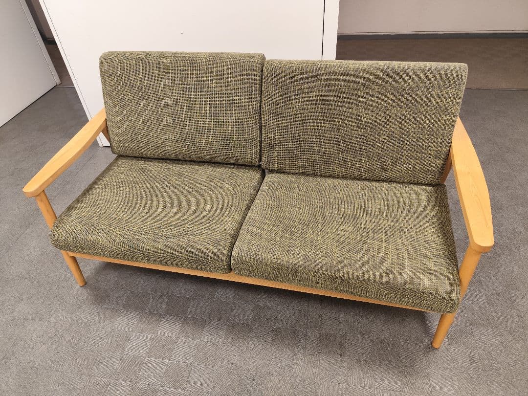 【関東圏限定】北欧風3人掛けソファ 天然木フレーム モダン