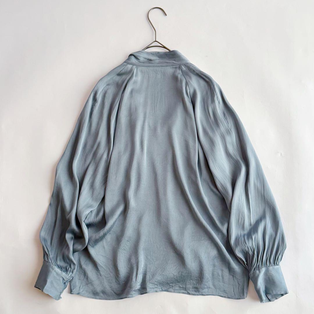 トゥモローランドコレクション ウォッシャブルサテン ボウタイギャザーブラウス