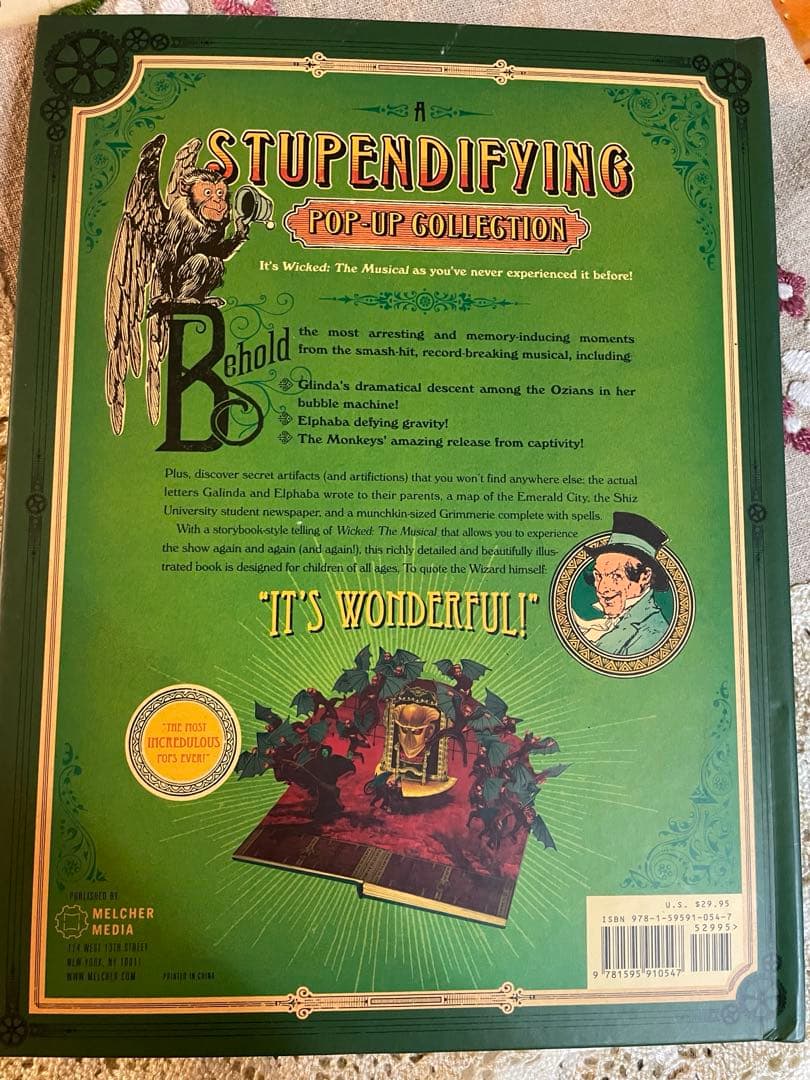 洋書 Wicked: The Musical Pop-Up Compendium