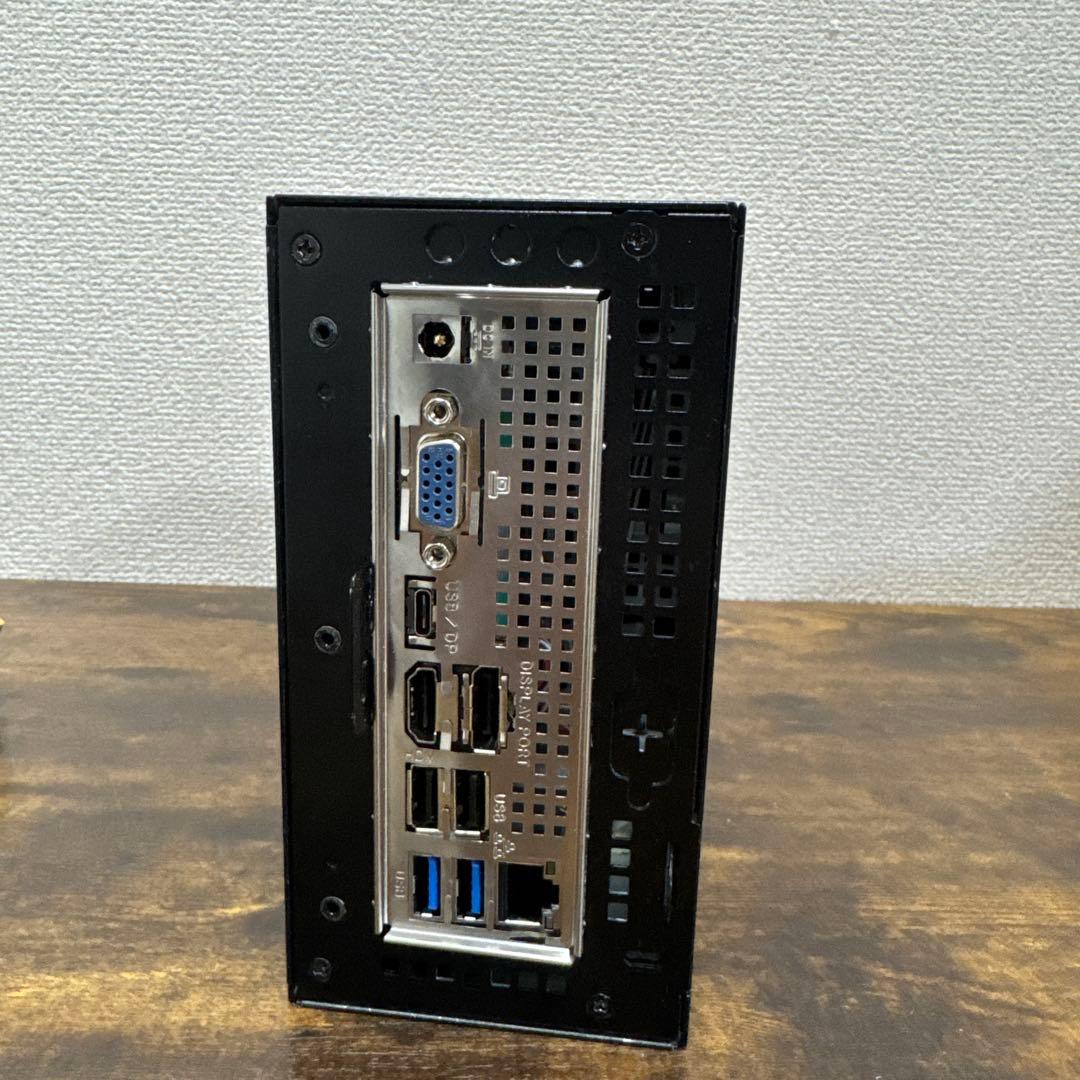 DeskMini B660 ベアボーンPC