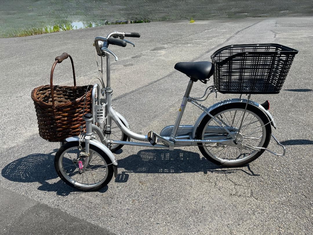 【特価】安定設計！ブリヂストン製 三輪自転車 minna 低速専用 シルバー