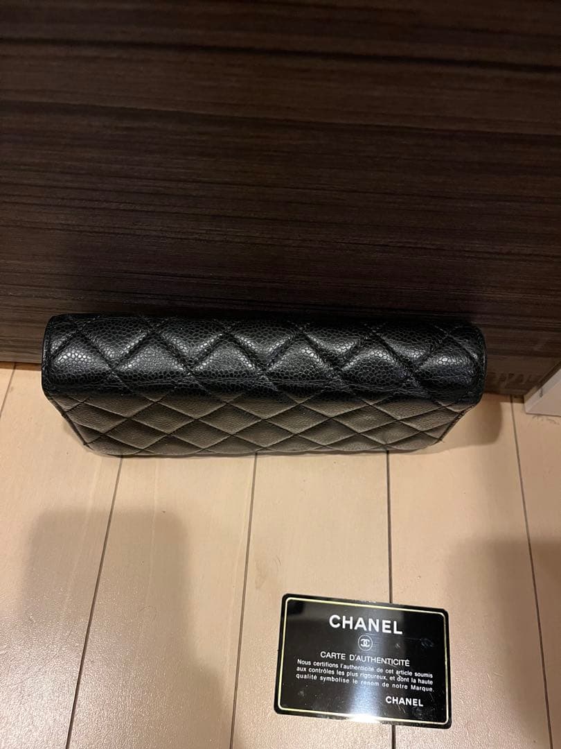 CHANEL キャビアスキン　ブラック長財布　マトラッセ