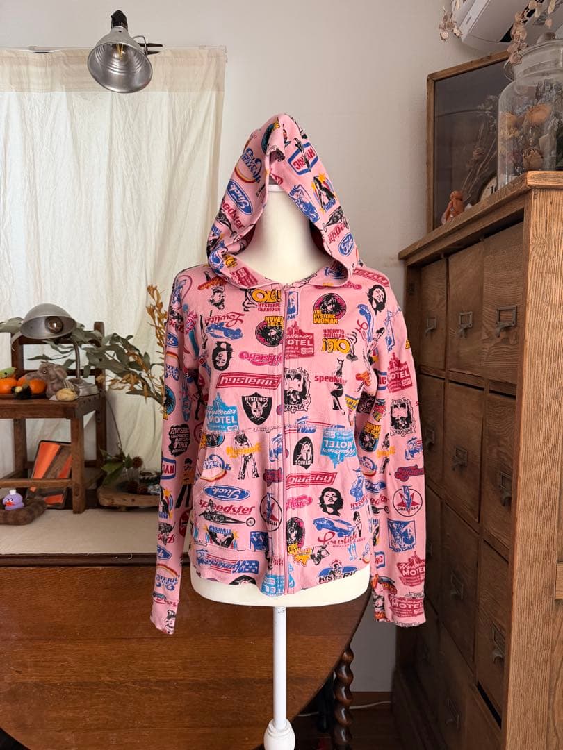 ヒステリックグラマー　ガールロゴ　総柄パーカー