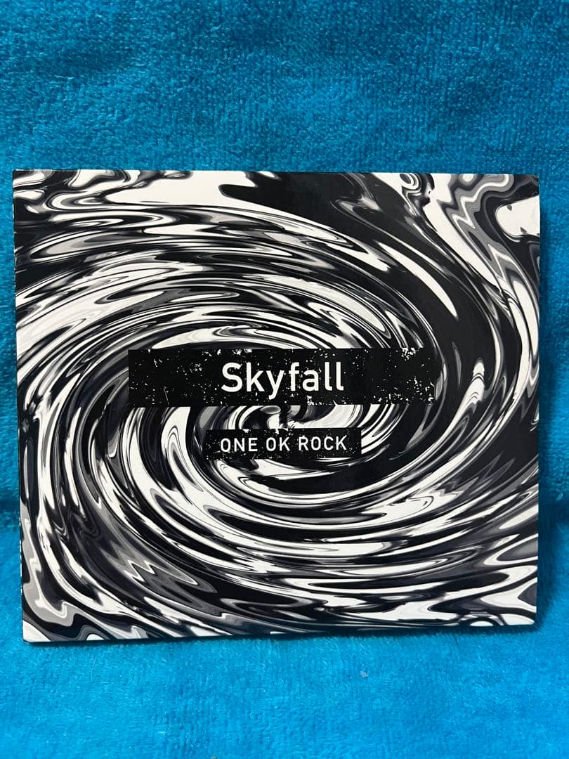 【会場限定版】ONE OK ROCK Skyfall CD