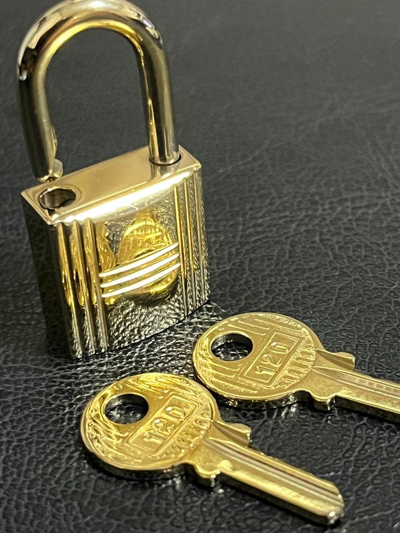 エルメス　ゴールド　カデナ　南京錠　鍵　120 鍵2本付