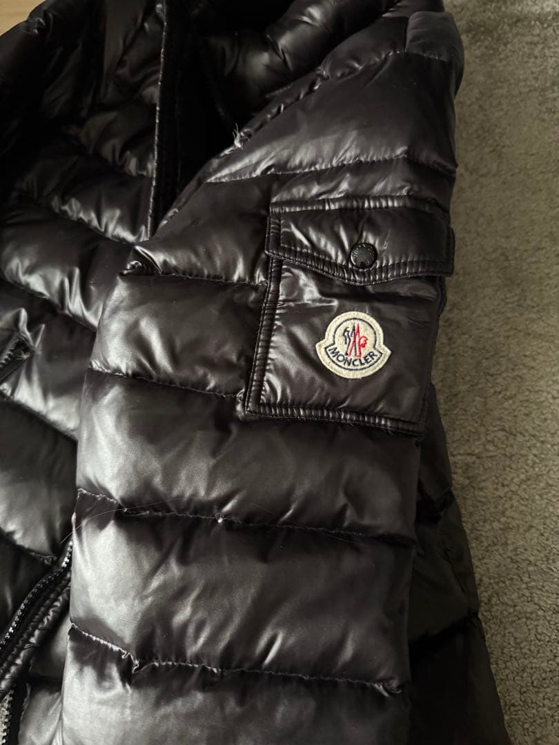 MONCLER ダウンジャケット 黒サイズ3