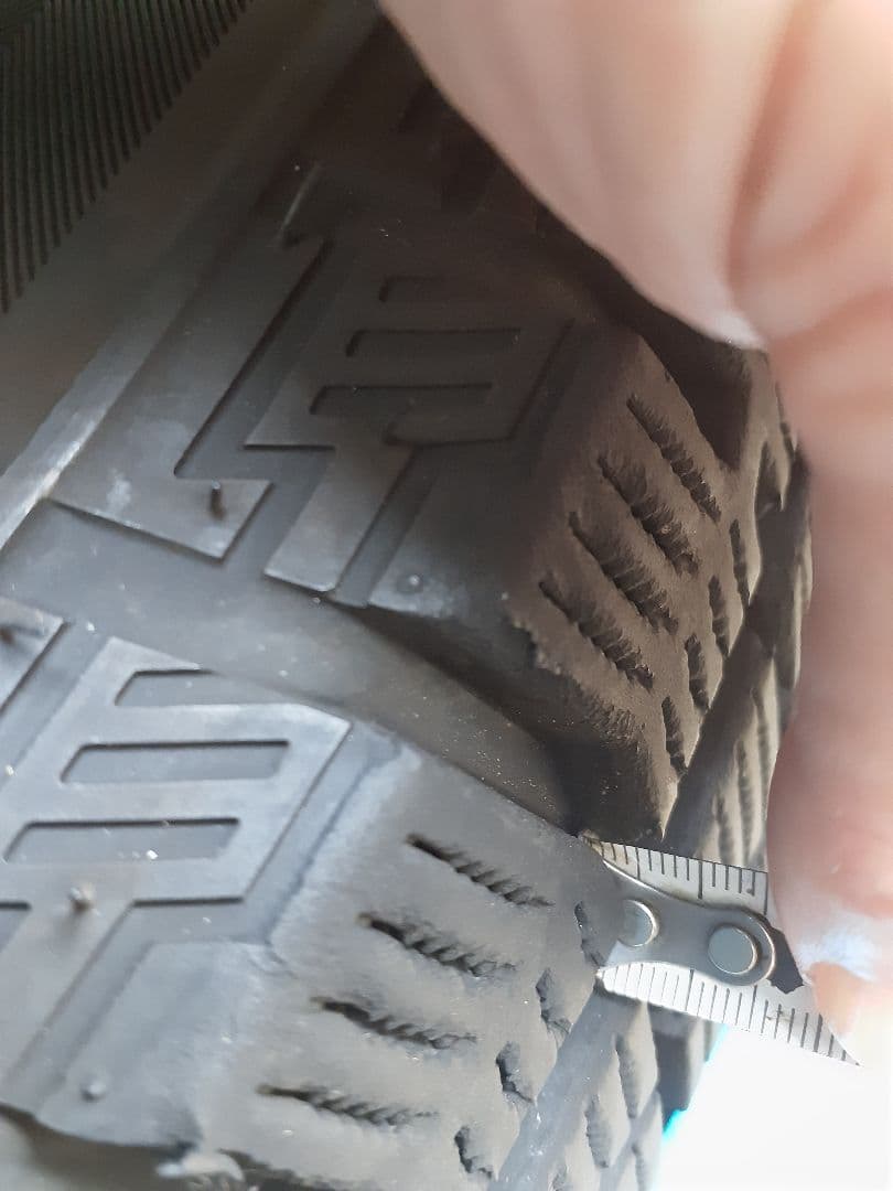 GRIPMAX 17インチ スタッドレスタイヤ・ホイールセット４本　ハリアー