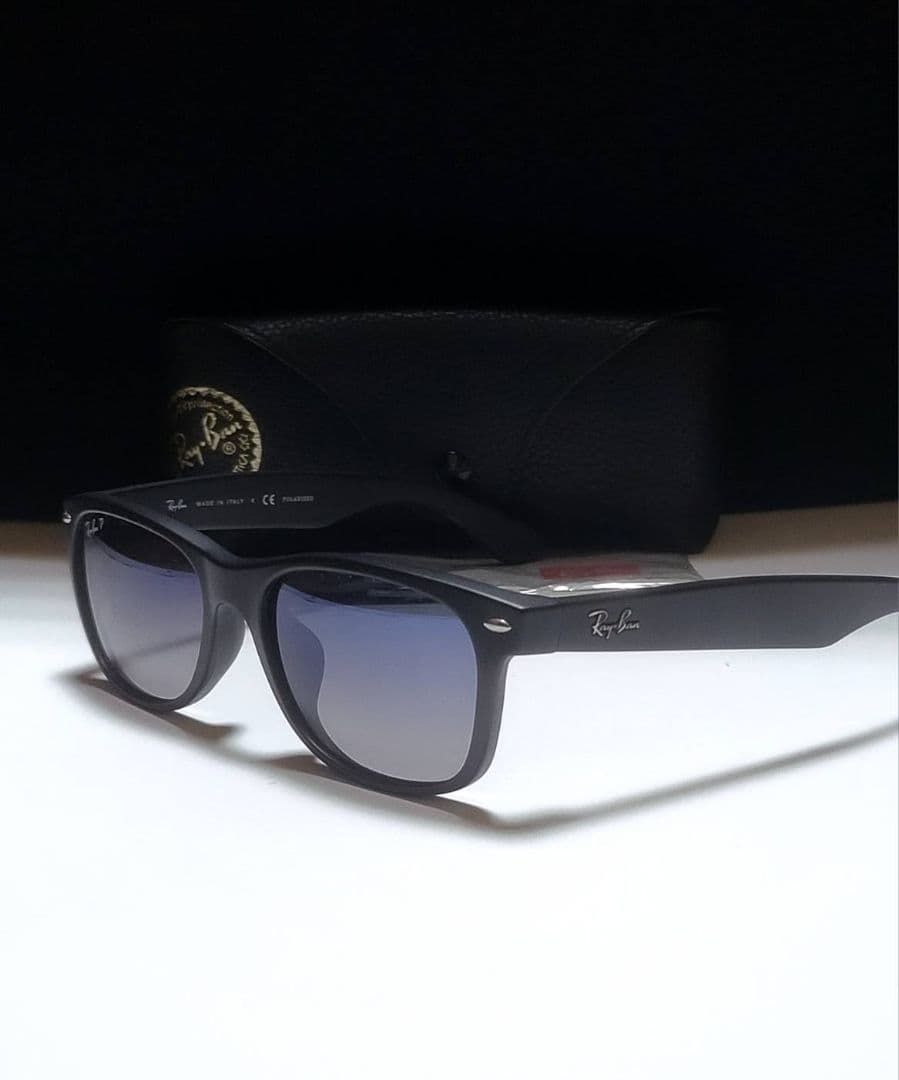 ◆Ray-Ban◆偏光サングラス　RB2132-F　 NEW WAYFARER