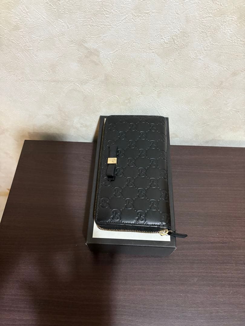 GUCCI ブラック レザー 長財布
