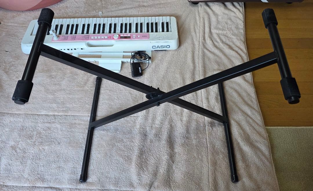 CASIO 電子キーボード LK-312　脚付き
