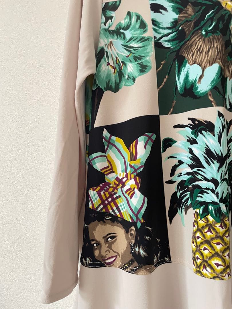 トクコプルミエブォル/アートワークAラインチュニックワンピース