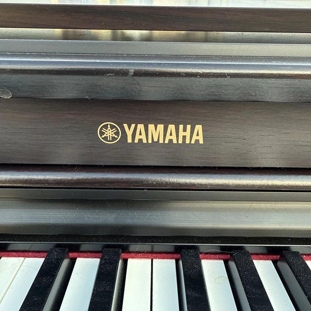 Yamaha 電子ピアノ 黒　椅子付き　美品　2018年式　引取か着払い