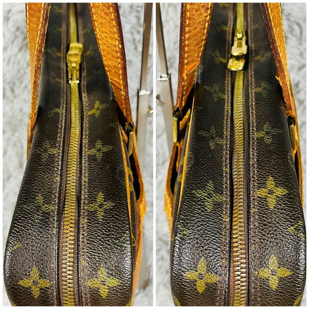 LOUIS VUITTON ポルト ドキュマン・ぺガス M53343