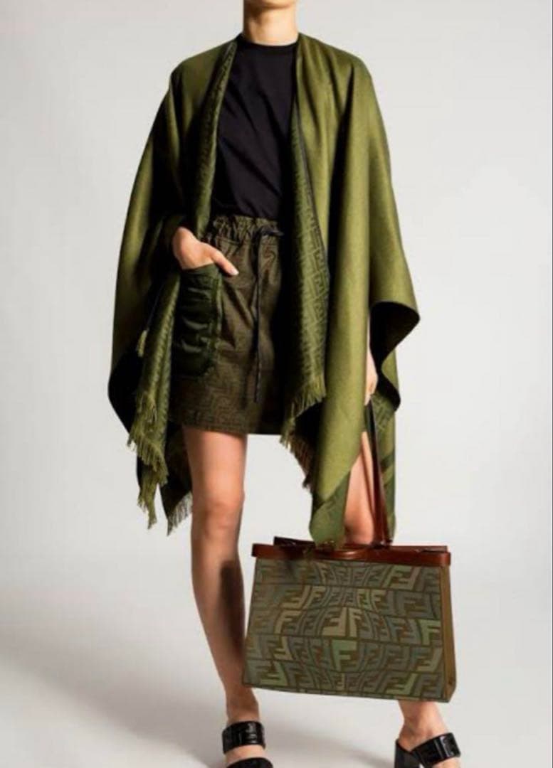 美品✨21SS フェンディ カーゴミニスカート FFロゴ イタリア製 ズッカ柄