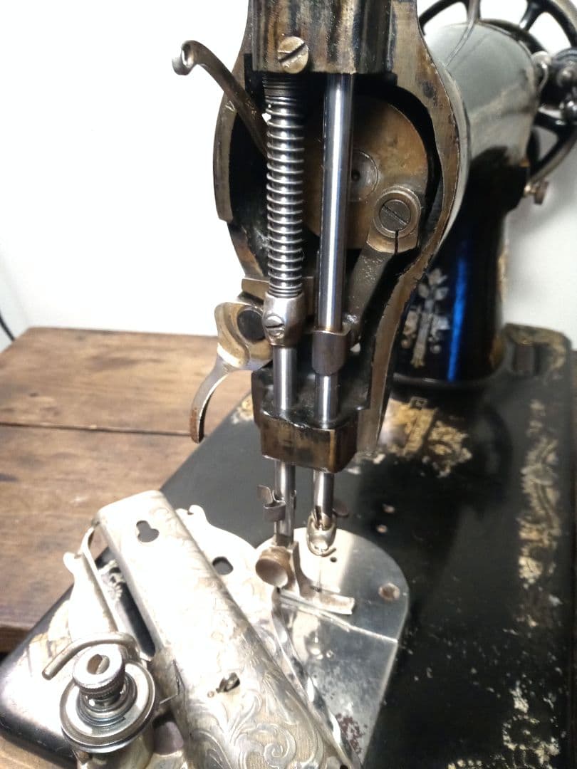 数日限定セール　SINGER　縫うためのアンティークミシン　スフィンクス　手回し
