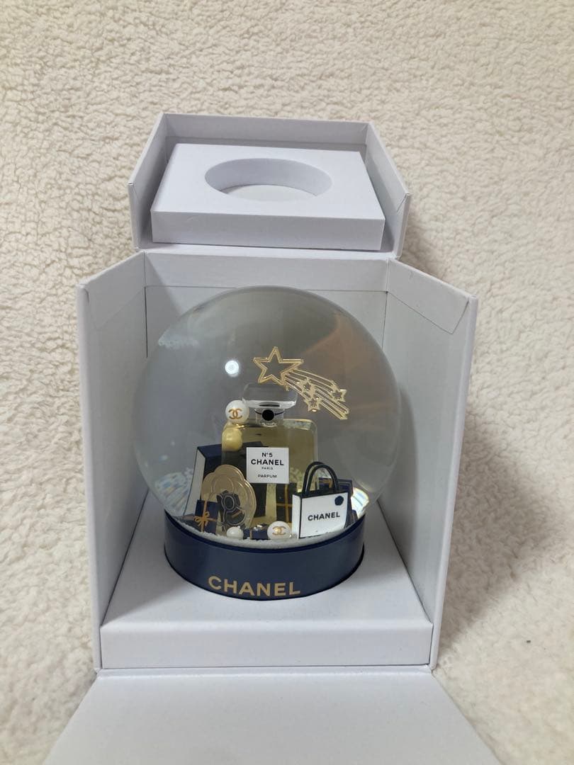✨*️様 CHANEL 2025 ホリデー限定 スノードーム 新品 箱付き
