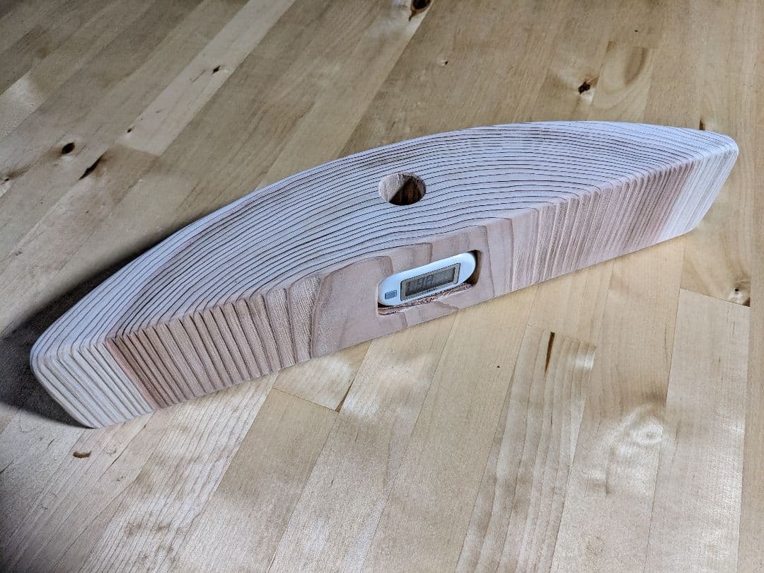 杉間伐材の筋肉ソフトレ１　脚を鍛える「年輪の力」生活アート工房