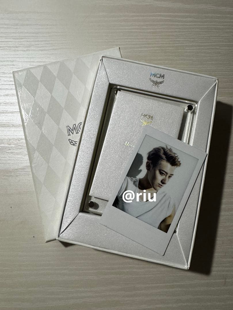 【激レア】EXO タオ MCM 100名限定ポラロイド