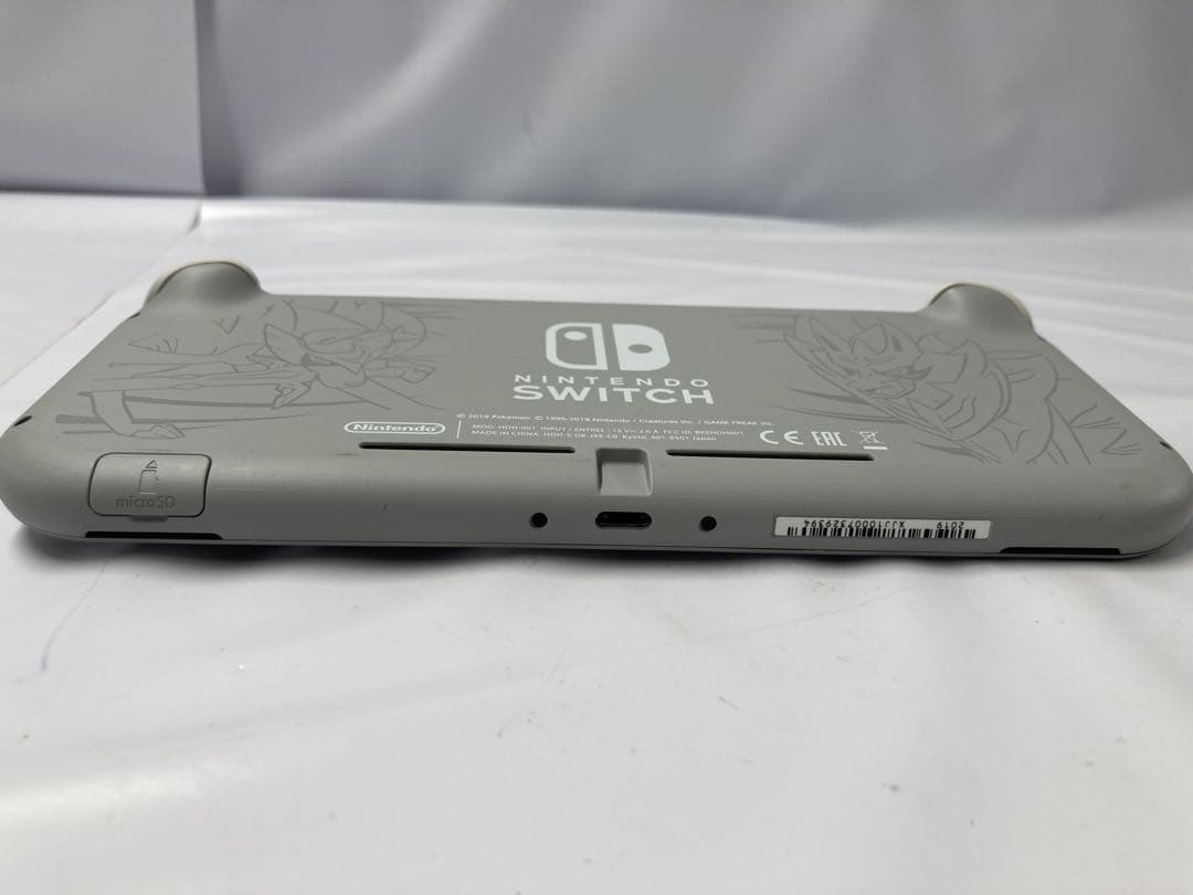 NintendoSwitchライト 中古 ポケモン