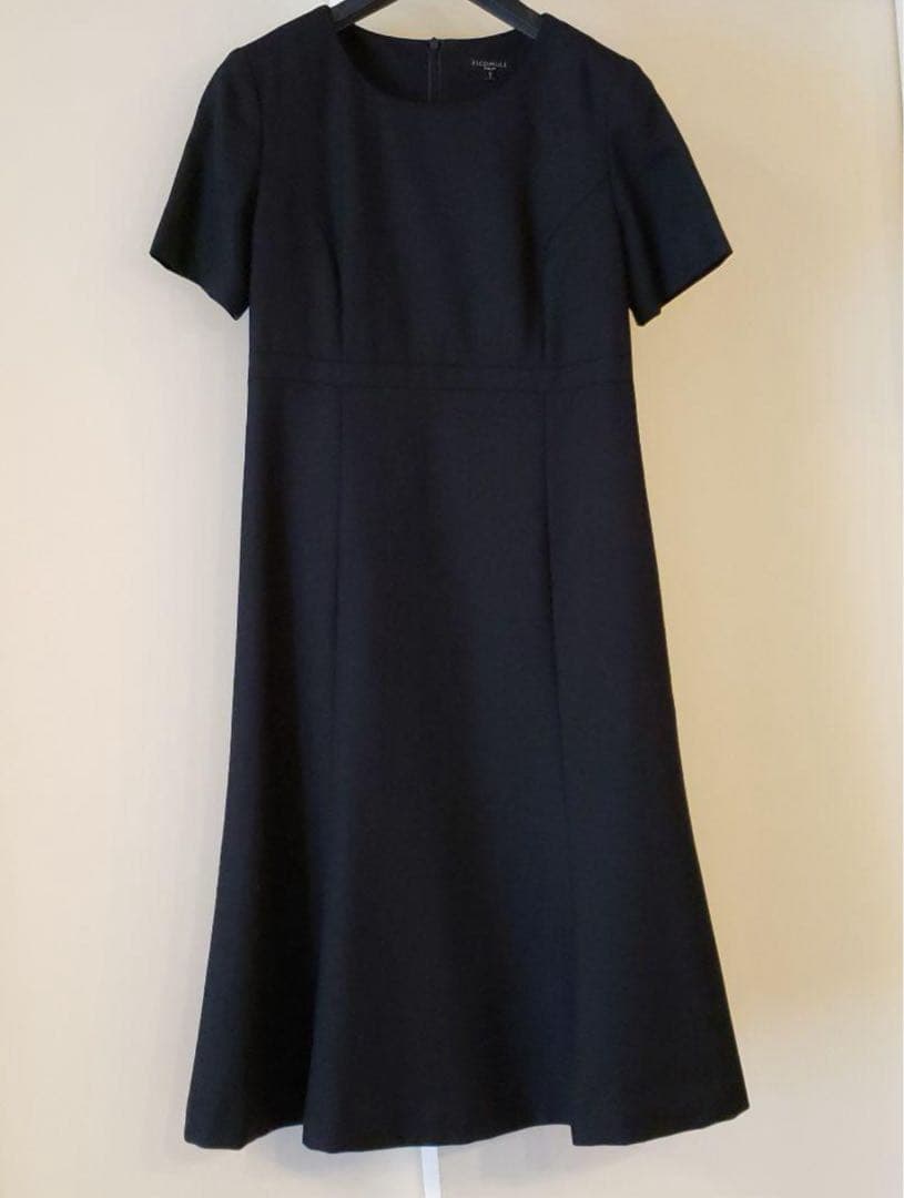 【美品】エスコミュール お受験 紺スーツ 小柄7号