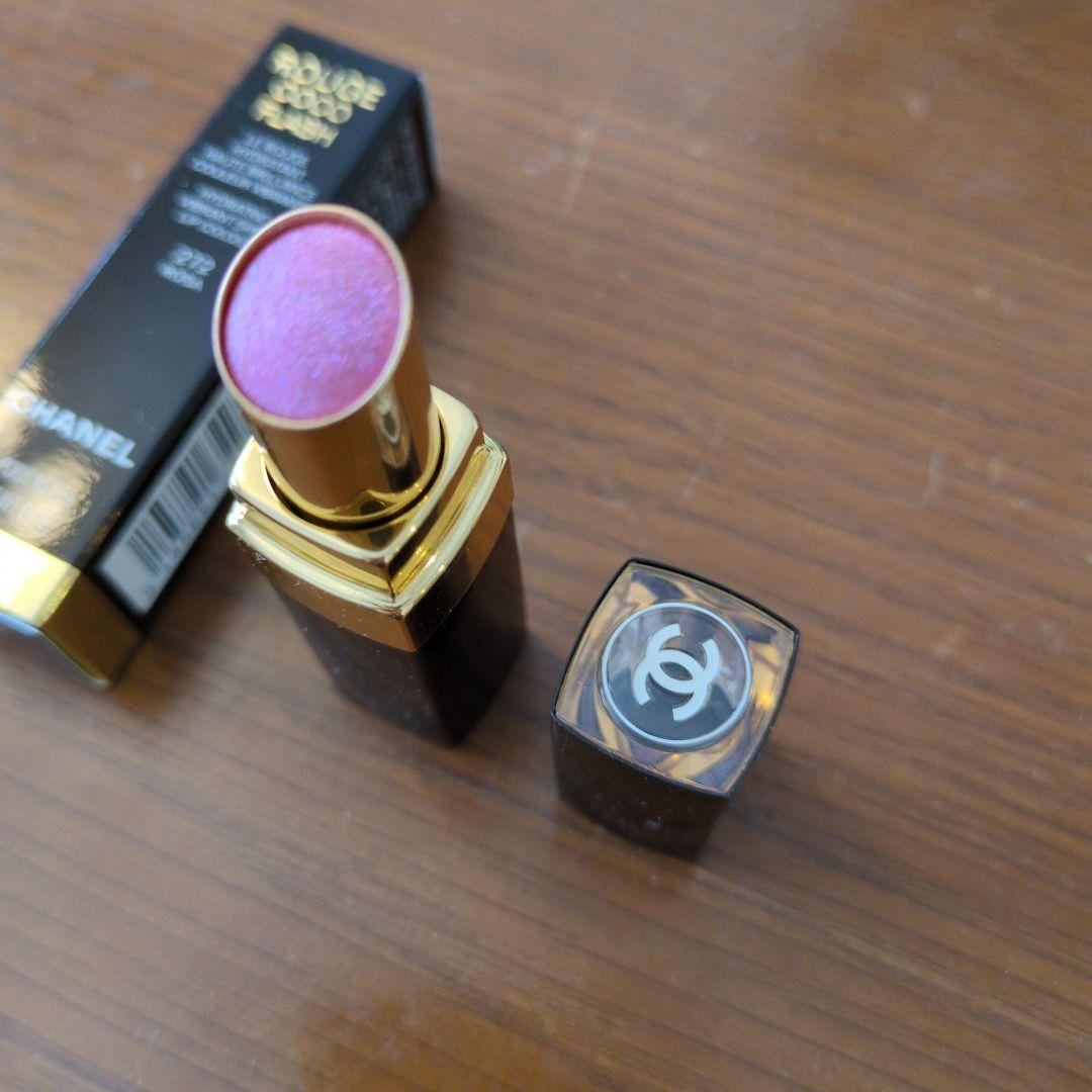 シャネル　ルージュココフラッシュ　ロザ 272