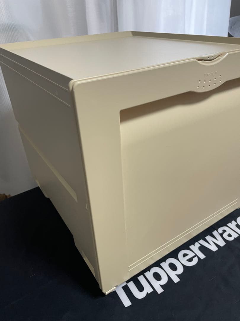 新品未使用タッパーウェア 　スーパーチェストミニ（2段）アイボリー