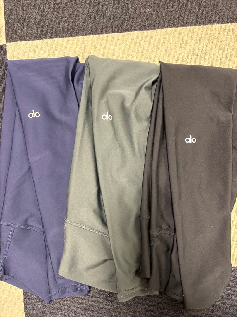 alo yoga Arilift レギンス3色セット